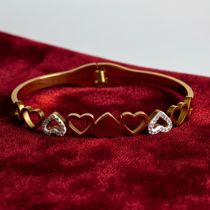 Gold Heart Link Bangle - 18K Gold Plated