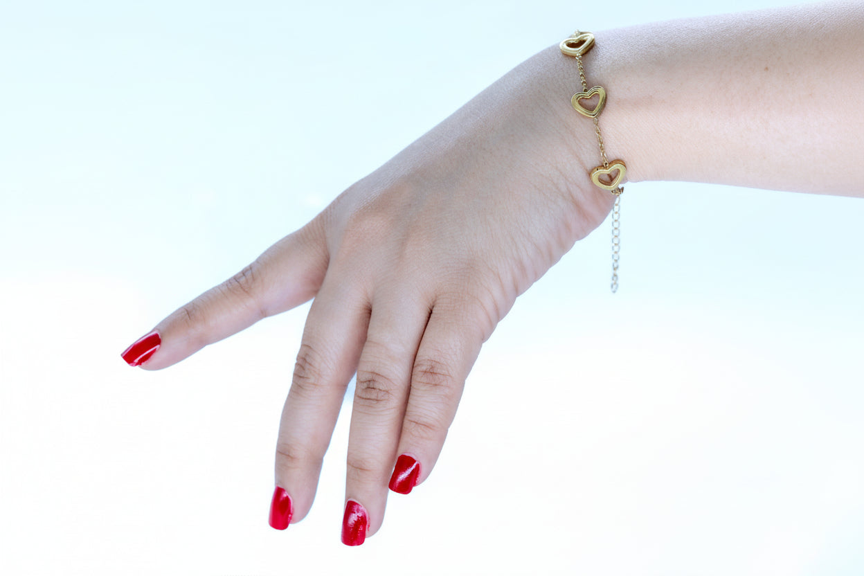18K Gold Plated Stainless Steel Heart Bracelet