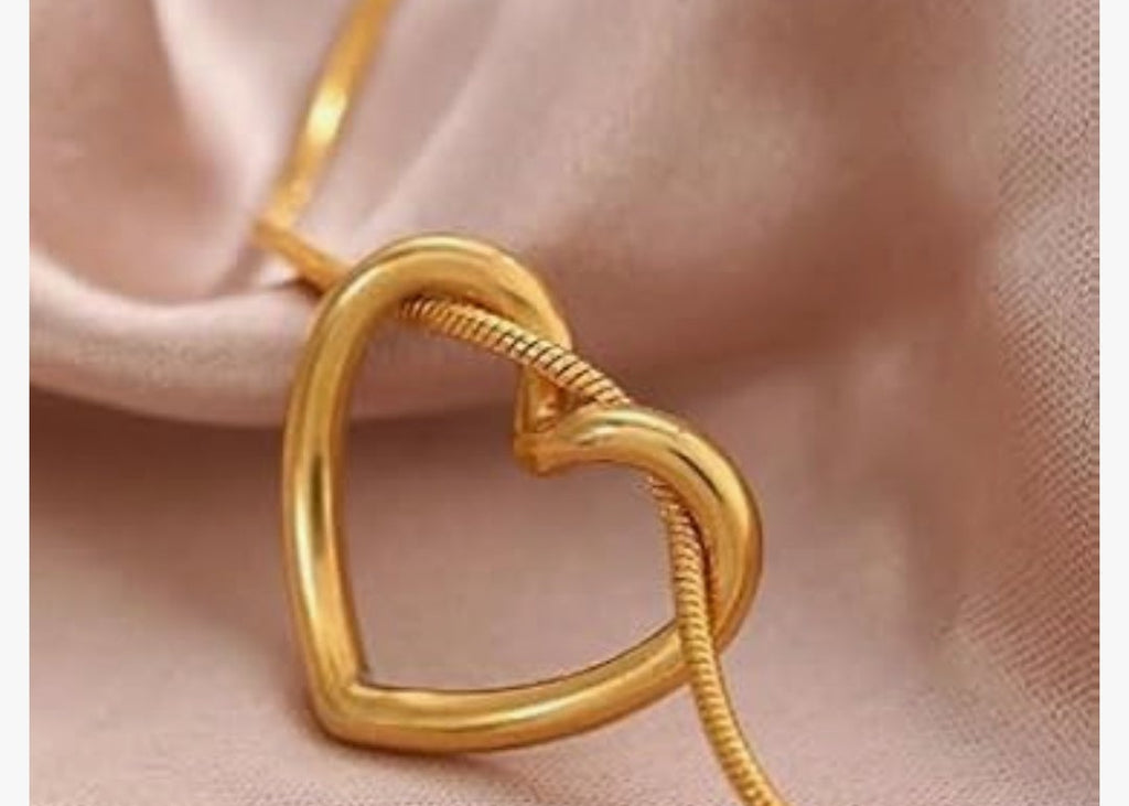 Open Heart Pendant Necklace - 18K Gold Plated