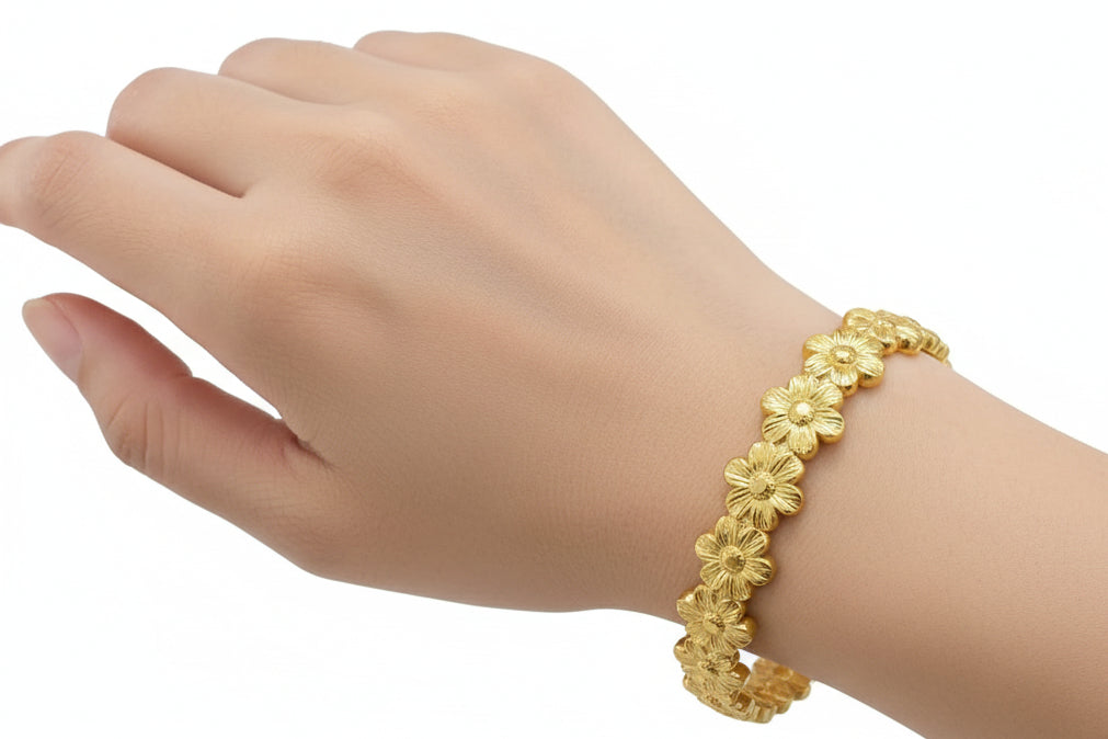 Anti-tarnish Full Circle Floral Bracelet - 18K Gold Plated