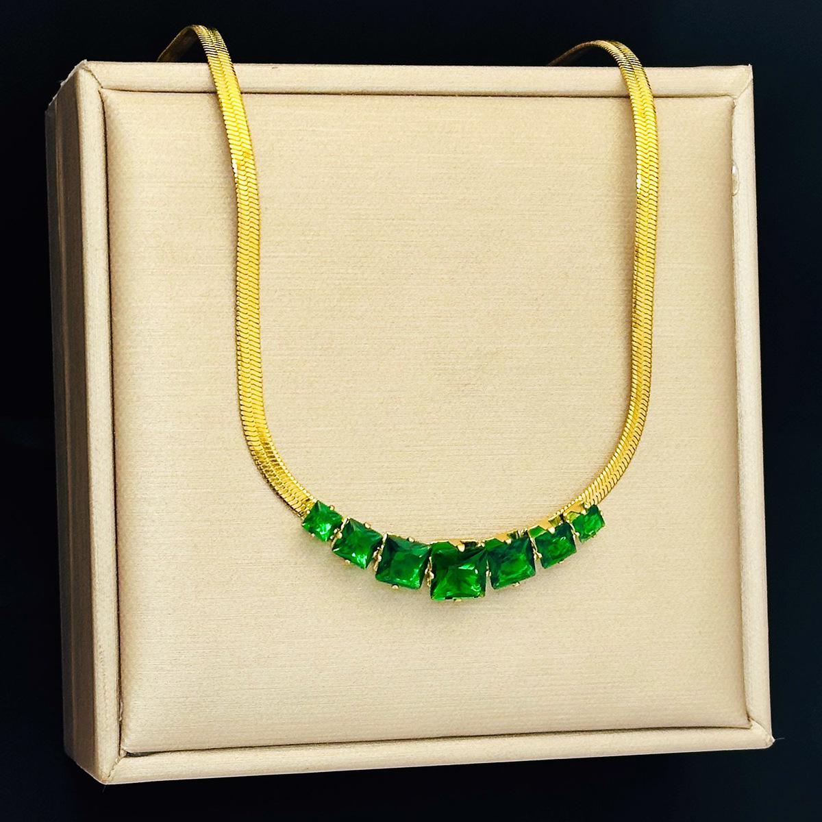 Flat Snake or Herringbone Chain